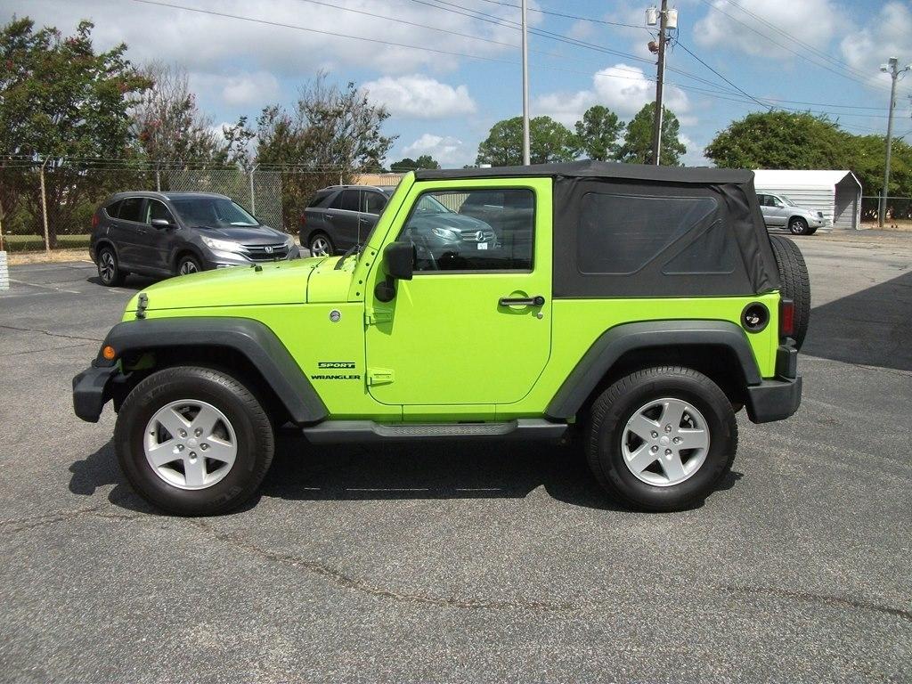Jeep Wrangler Sport 4WD 2013