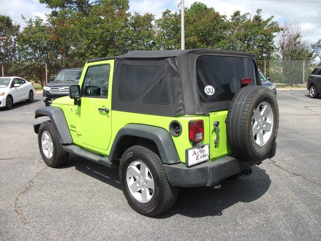 Jeep Wrangler Sport 4WD 2013