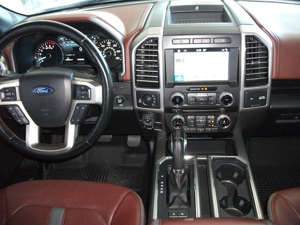 Ford F-150 Platinum 4WD SuperCrew 5.5' Box 2018