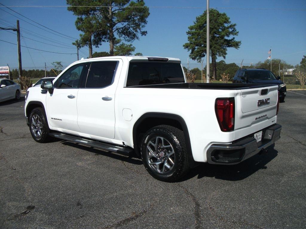 GMC Sierra 1500 SLT Crew Cab 2WD 2023