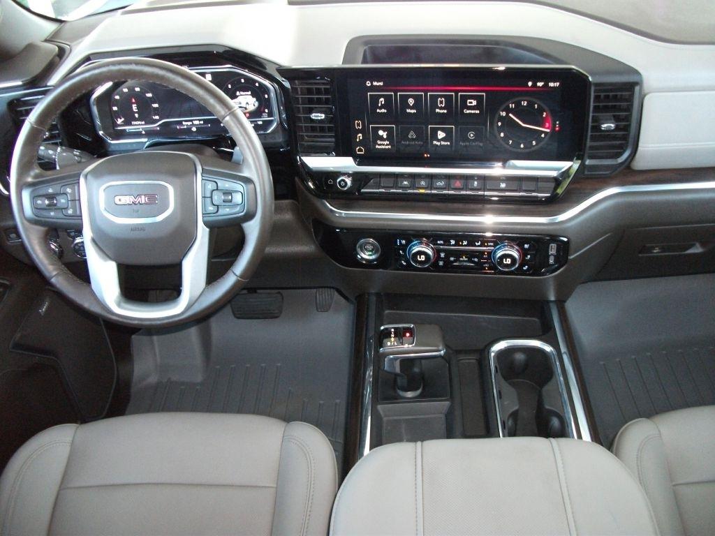 GMC Sierra 1500 SLT Crew Cab 2WD 2023