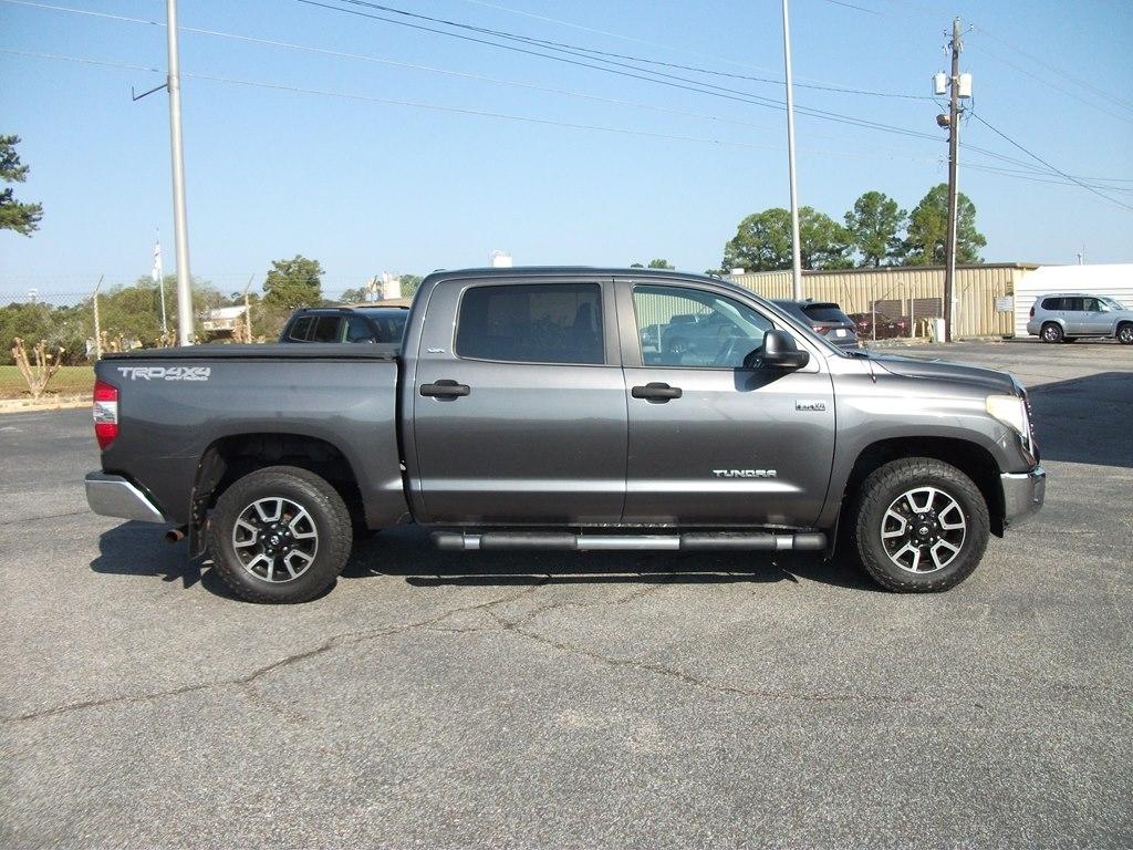 Toyota Tundra SR5 5.7L V8 CrewMax 4WD 2014
