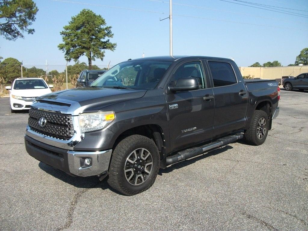 Toyota Tundra SR5 5.7L V8 CrewMax 4WD 2014