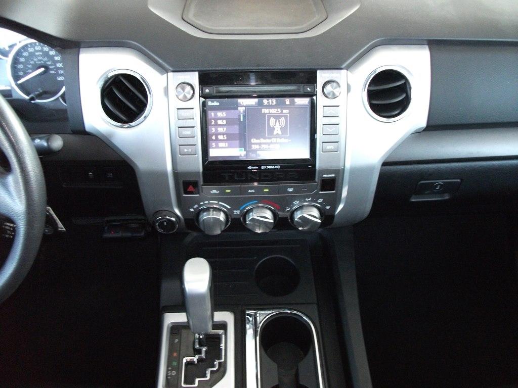 Toyota Tundra SR5 5.7L V8 CrewMax 4WD 2014