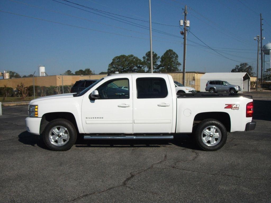 Chevrolet Silverado 1500 LTZ Crew Cab 4WD 2012