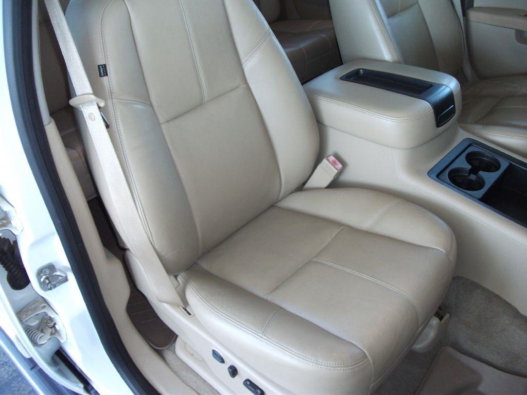 Chevrolet Silverado 1500 LTZ Crew Cab 4WD 2012