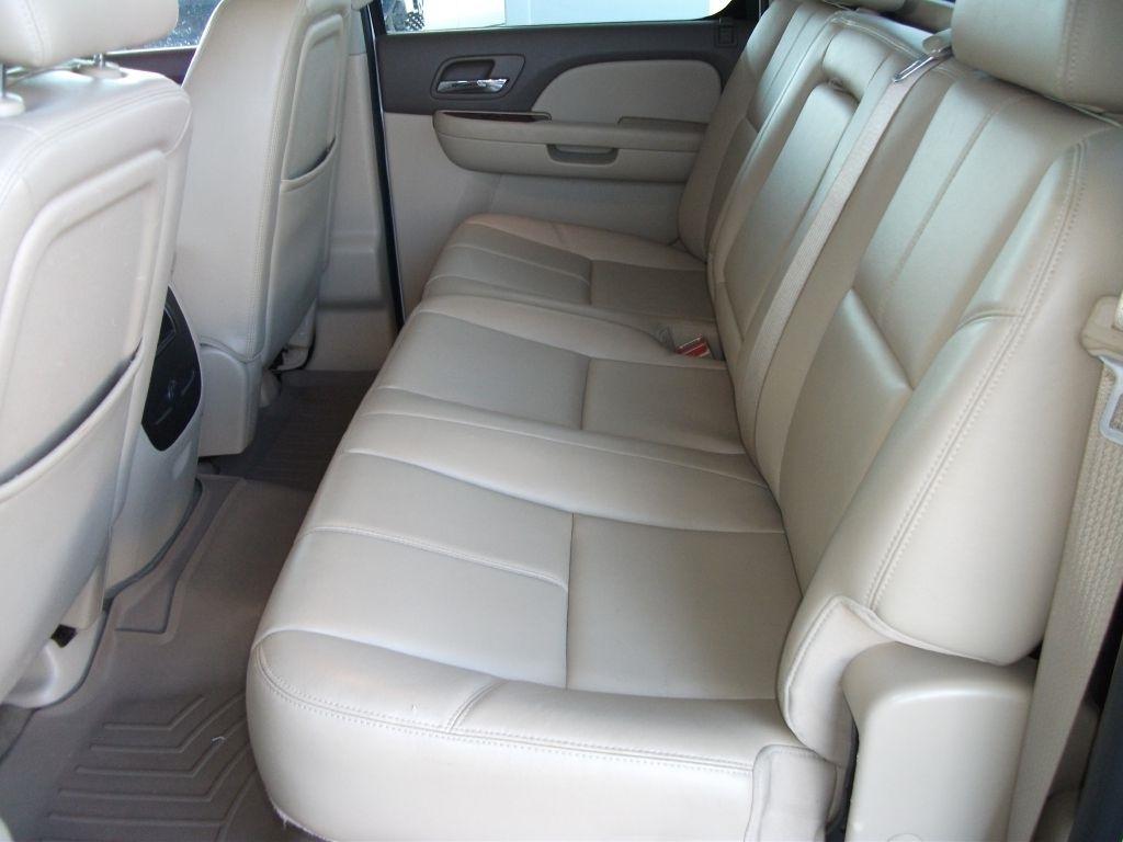 Chevrolet Silverado 1500 LTZ Crew Cab 4WD 2012