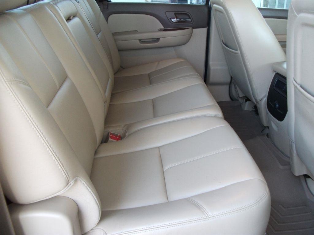 Chevrolet Silverado 1500 LTZ Crew Cab 4WD 2012