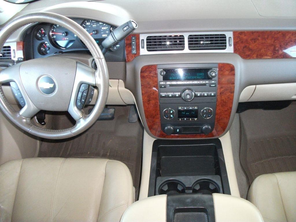 Chevrolet Silverado 1500 LTZ Crew Cab 4WD 2012