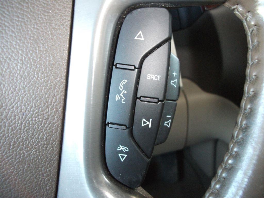 Chevrolet Silverado 1500 LTZ Crew Cab 4WD 2012