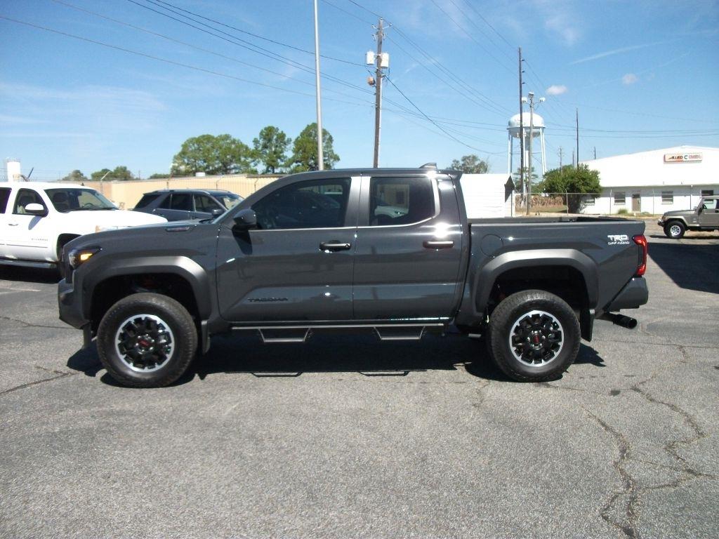 Toyota Tacoma TRD Offroad Dbl Cab 4WD at 2025