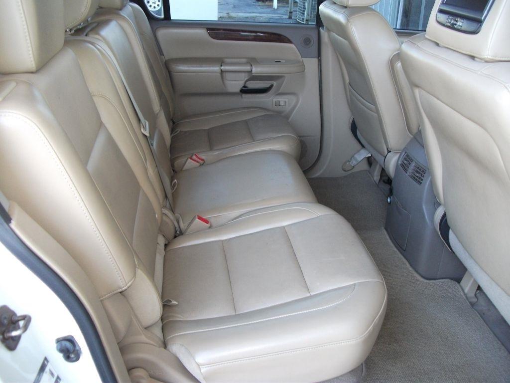 Nissan Armada 2WD 4dr SL 2013