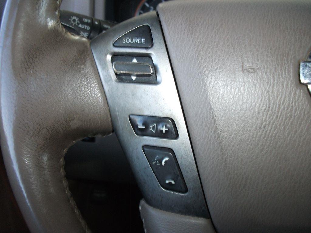 Nissan Armada 2WD 4dr SL 2013