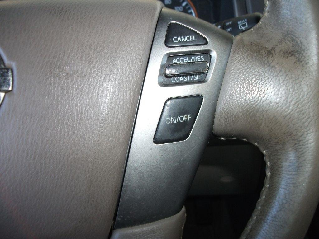 Nissan Armada 2WD 4dr SL 2013