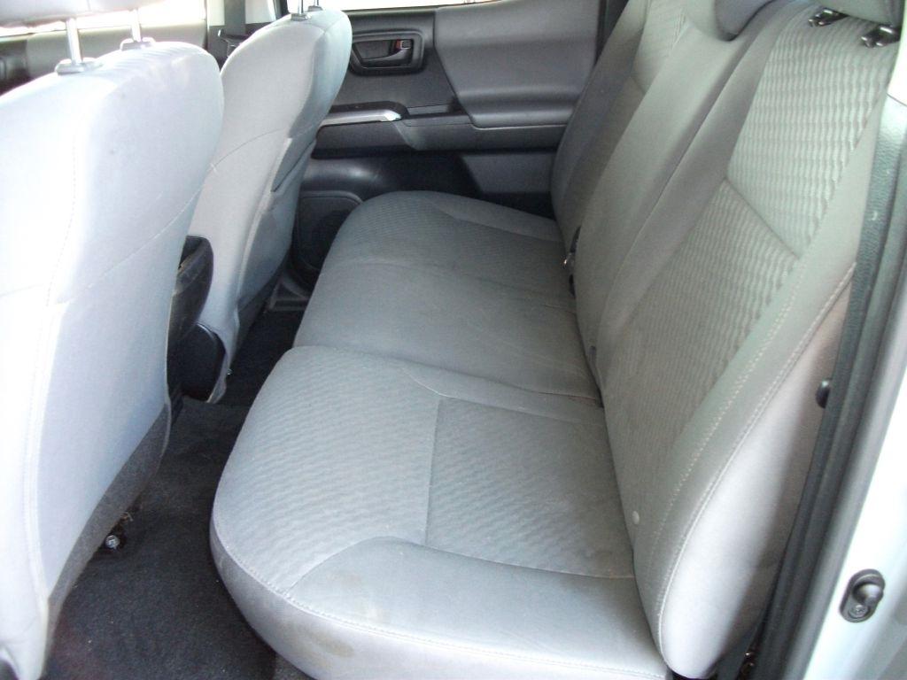 Toyota Tacoma SR5 Double Cab V6 2021