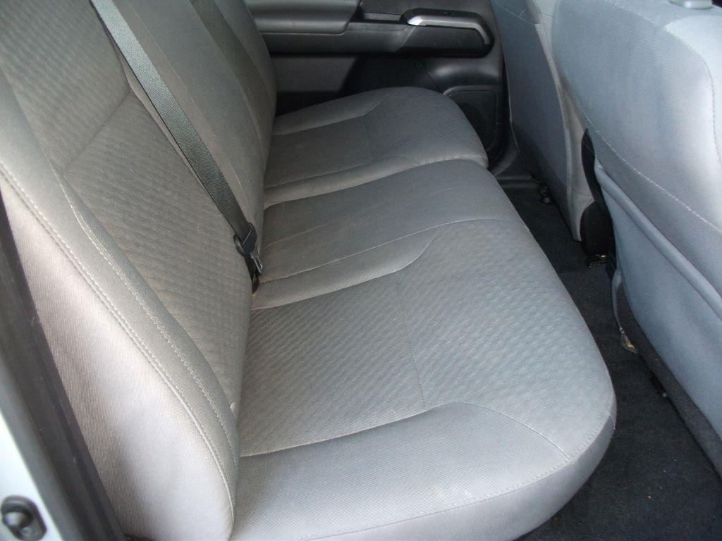 Toyota Tacoma SR5 Double Cab V6 2021