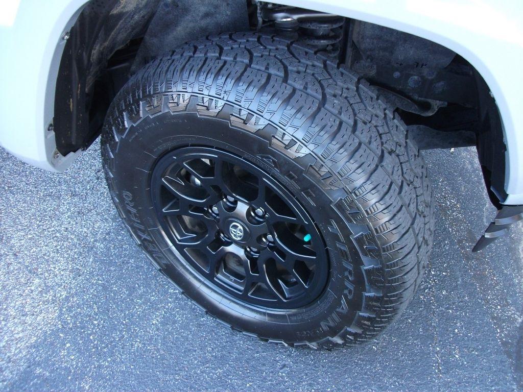 Toyota Tacoma SR5 Double Cab V6 2021