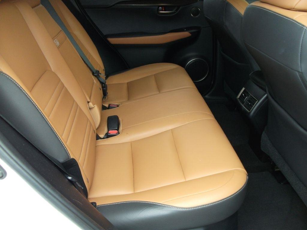 Lexus NX 300  2018