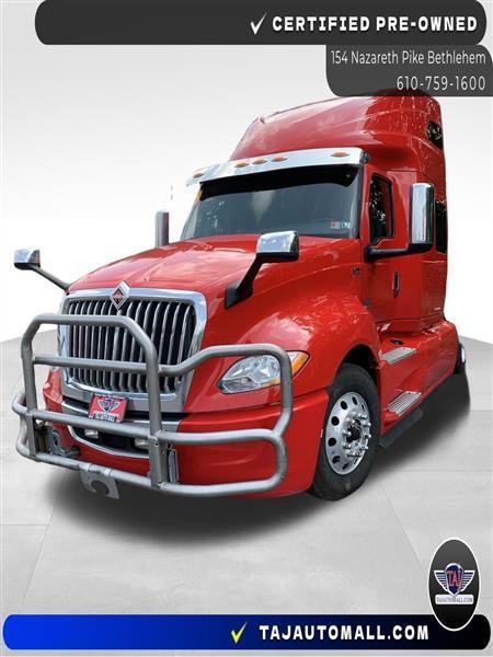 2019 International LT625 