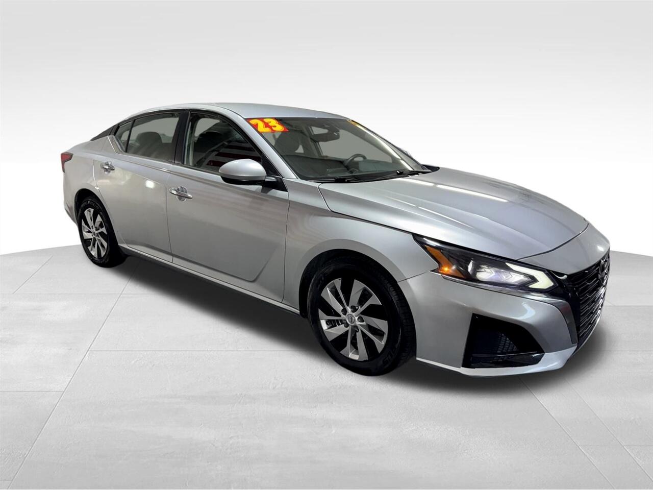 2023 Nissan Altima 2.5 S photo 3