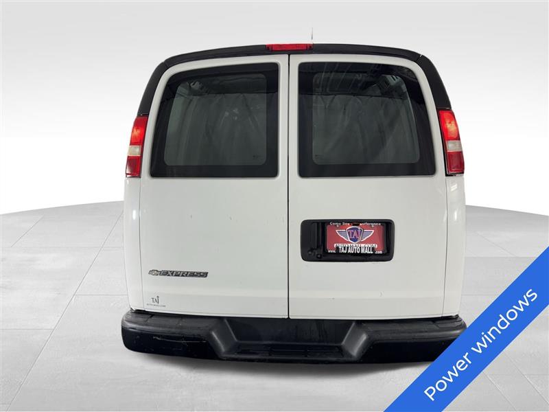 Chevrolet Express Cargo Van RWD 2500 135" 2018 Chevrolet Express Cargo Van RWD 2500 135" 2018