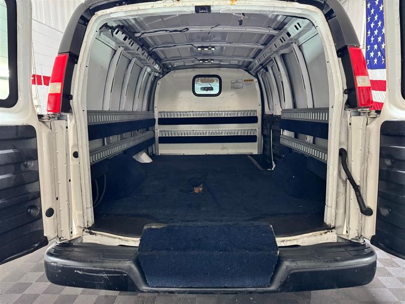 Chevrolet Express Cargo Van RWD 2500 135" 2018 Chevrolet Express Cargo Van RWD 2500 135" 2018