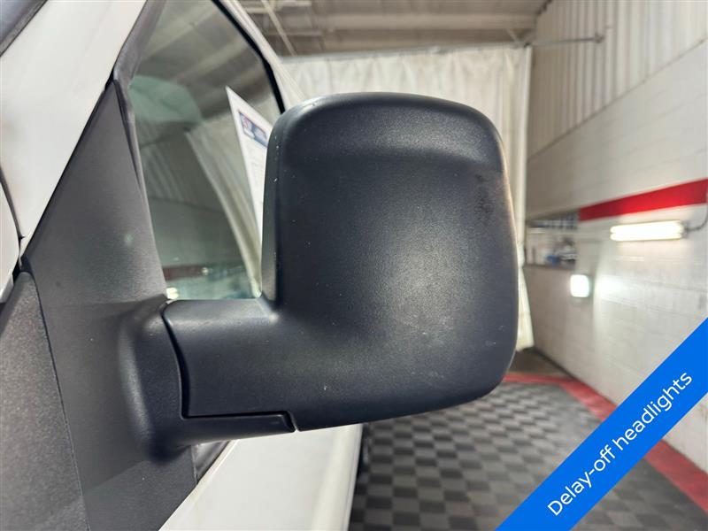 Chevrolet Express Cargo Van RWD 2500 135" 2018