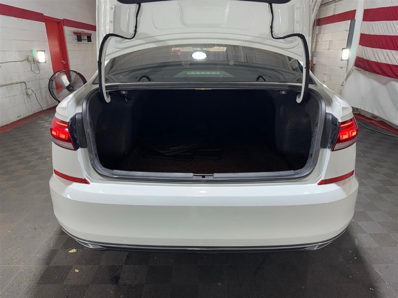 Volkswagen Passat 2.0T S Auto 2021 Volkswagen Passat 2.0T S Auto 2021