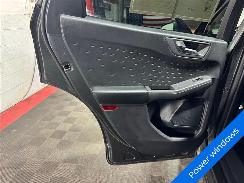 Ford Escape SEL FWD 2020 Ford Escape SEL FWD 2020