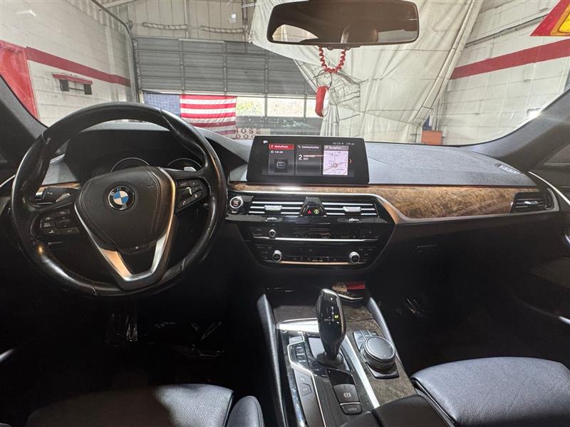 BMW 5 Series 530i xDrive Sedan 2017 BMW 5 Series 530i xDrive Sedan 2017