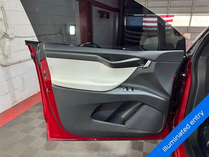 2018 Tesla Model X P100D photo 11