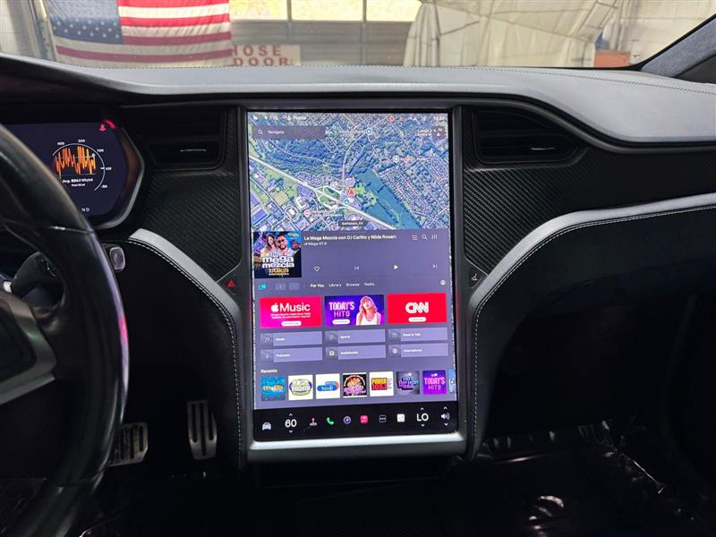2018 Tesla Model X P100D photo 25