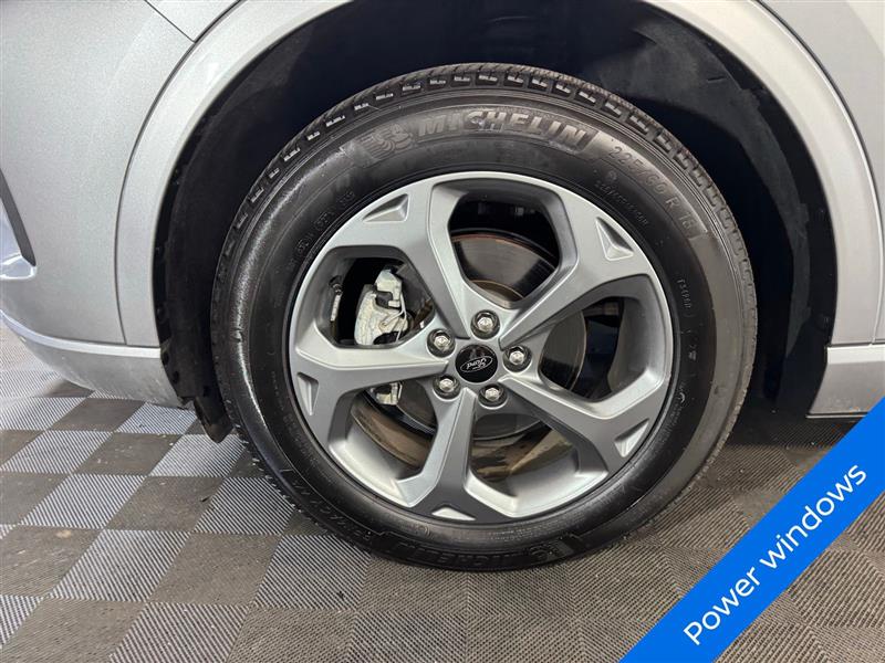 Ford Escape ST-Line AWD 2023 Ford Escape ST-Line AWD 2023