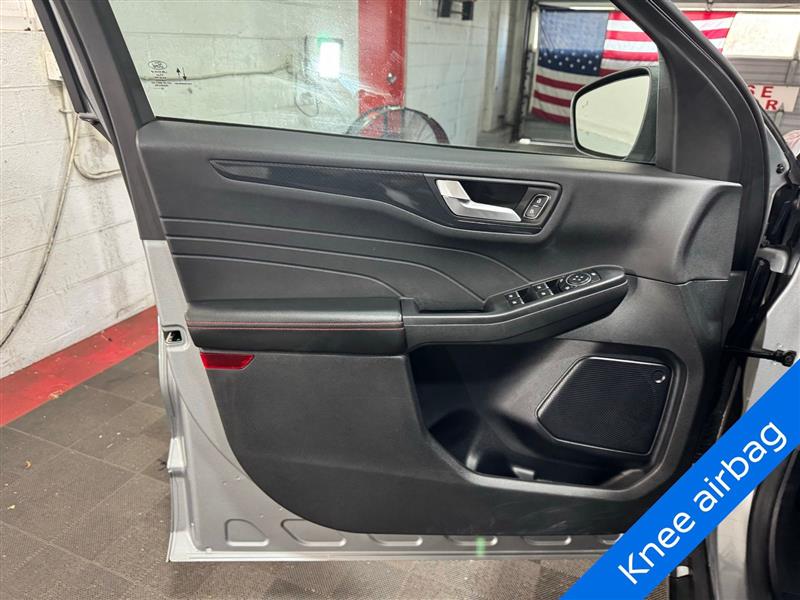 Ford Escape ST-Line AWD 2023 Ford Escape ST-Line AWD 2023