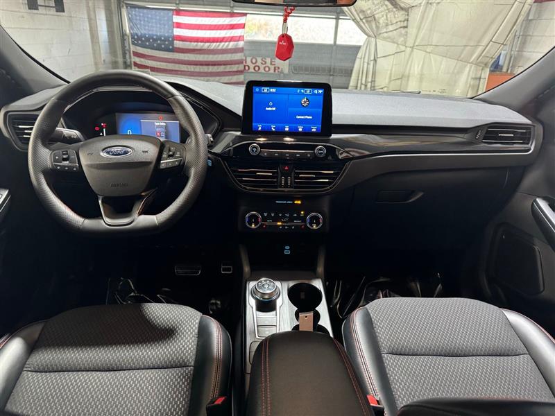 Ford Escape ST-Line AWD 2023 Ford Escape ST-Line AWD 2023