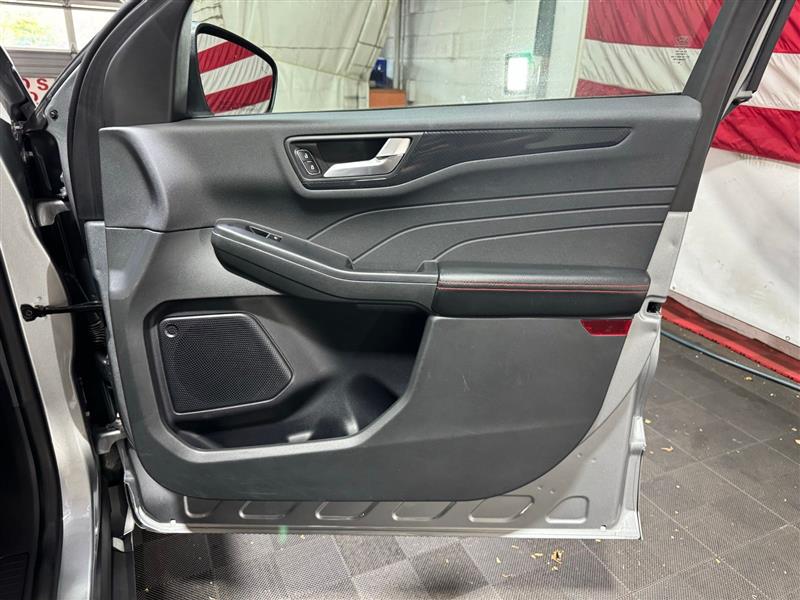 Ford Escape ST-Line AWD 2023 Ford Escape ST-Line AWD 2023