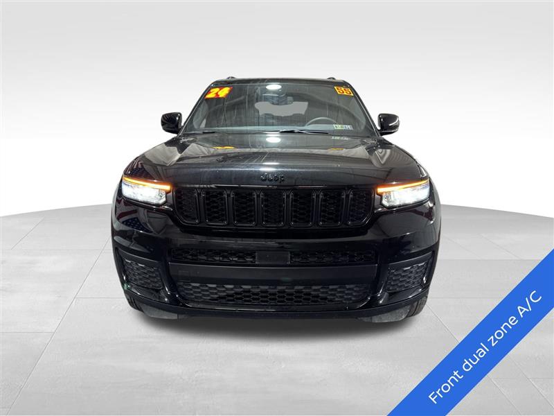 Jeep Grand Cherokee L Laredo 4WD 2024