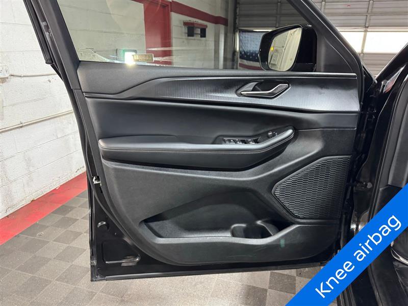 Jeep Grand Cherokee L Laredo 4WD 2024