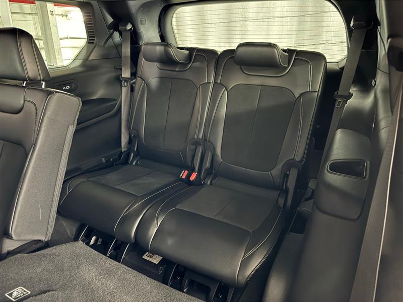 Jeep Grand Cherokee L Laredo 4WD 2024