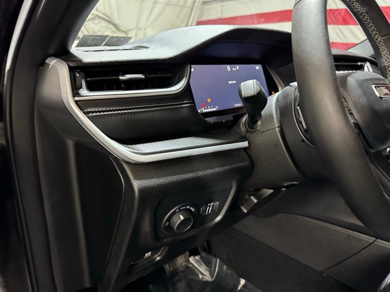 Jeep Grand Cherokee L Laredo 4WD 2024