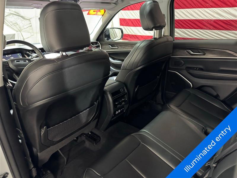 Jeep Grand Cherokee 4xe Base 2023 Jeep Grand Cherokee 4xe Base 2023