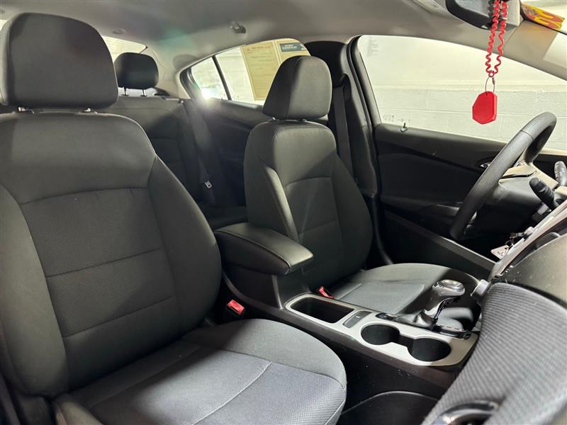 Chevrolet Cruze LS Auto 2017