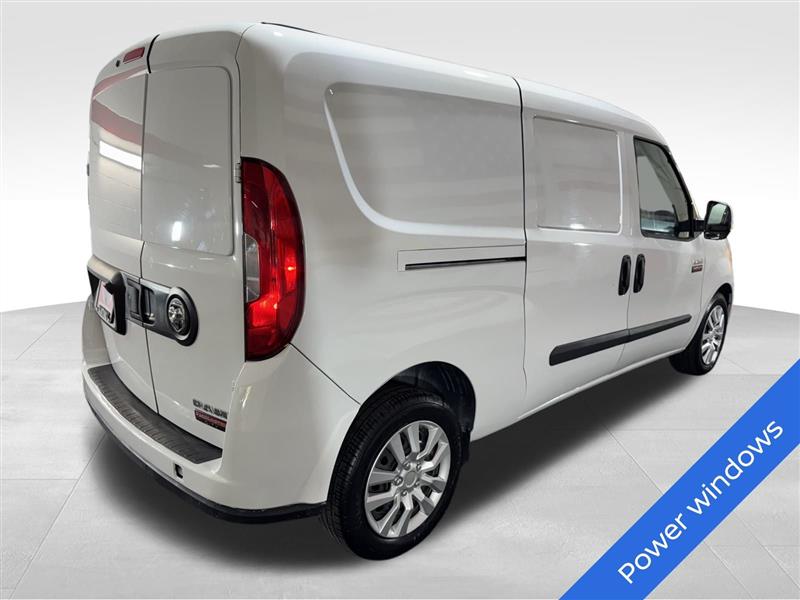 2019 Ram ProMaster City Wagon SLT photo 2