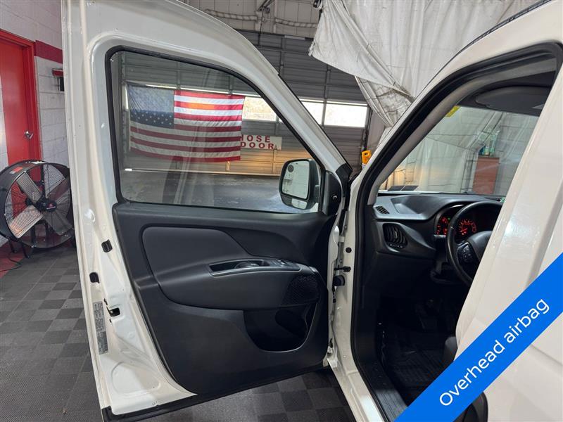 2019 Ram ProMaster City Wagon SLT photo 6