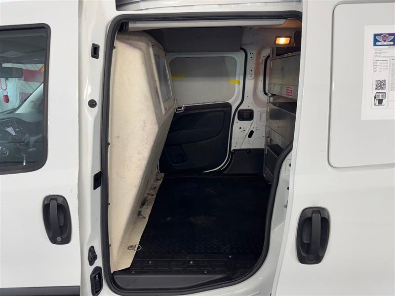 2019 Ram ProMaster City Wagon SLT photo 8