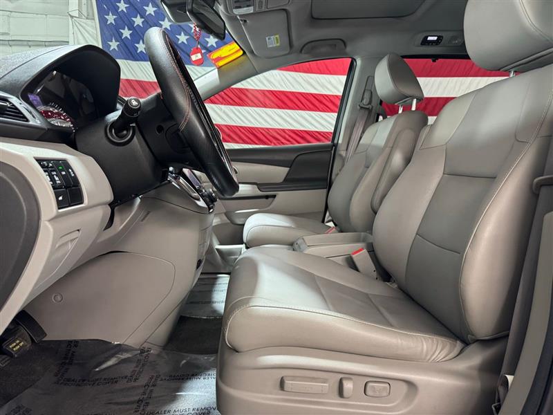 2014 Honda Odyssey EX-L photo 11
