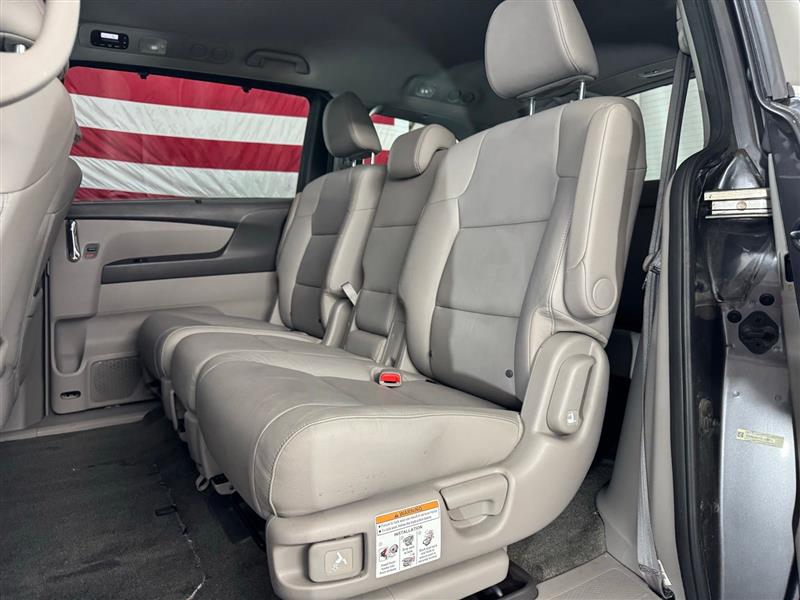2014 Honda Odyssey EX-L photo 12