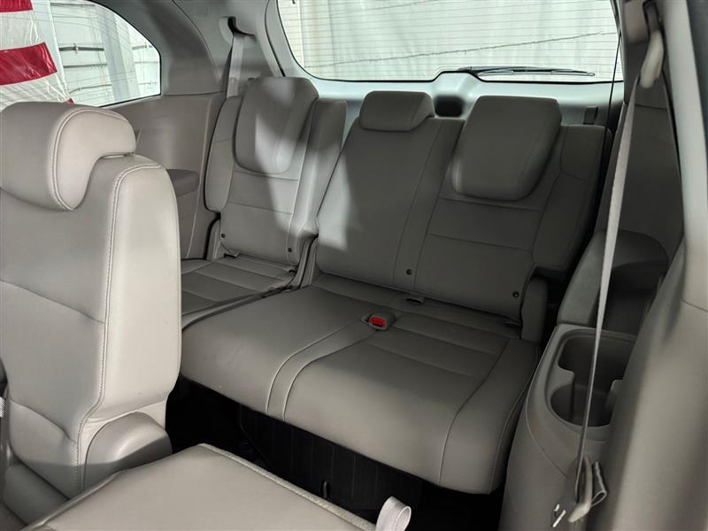 2014 Honda Odyssey EX-L photo 13
