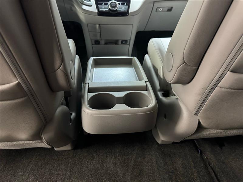 2014 Honda Odyssey EX-L photo 15