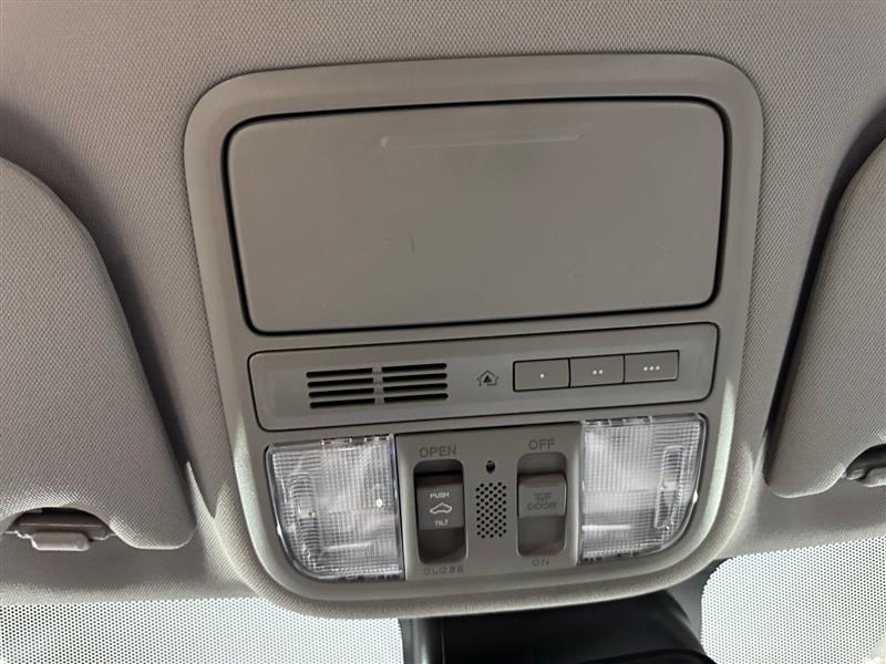 2014 Honda Odyssey EX-L photo 29